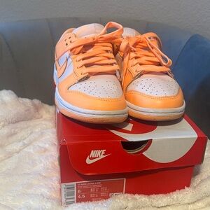 Nike Dunk Low Peach and cream